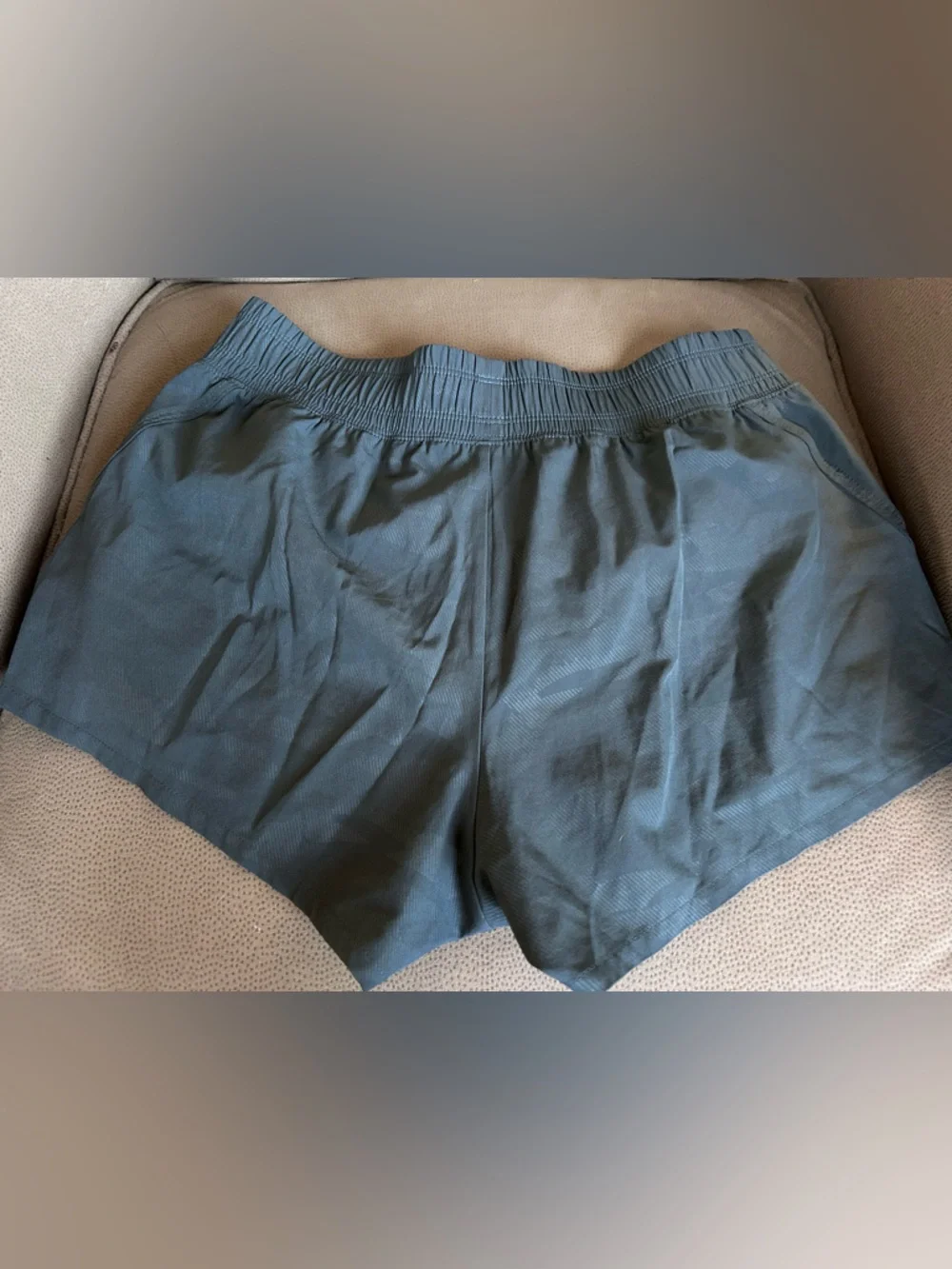 Gap Fit running shorts, size S - Picture 2 of 8